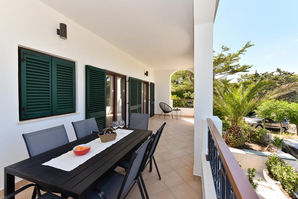 Mediterraneo Garden Apartments Petrcane Εξωτερικό φωτογραφία