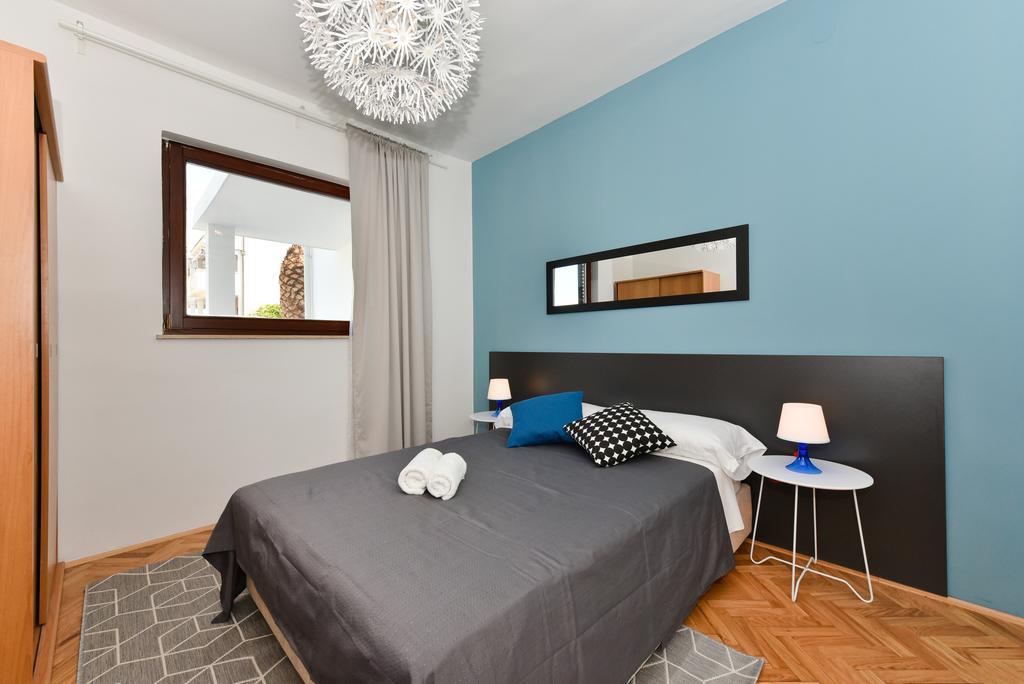 Mediterraneo Garden Apartments Petrcane Εξωτερικό φωτογραφία