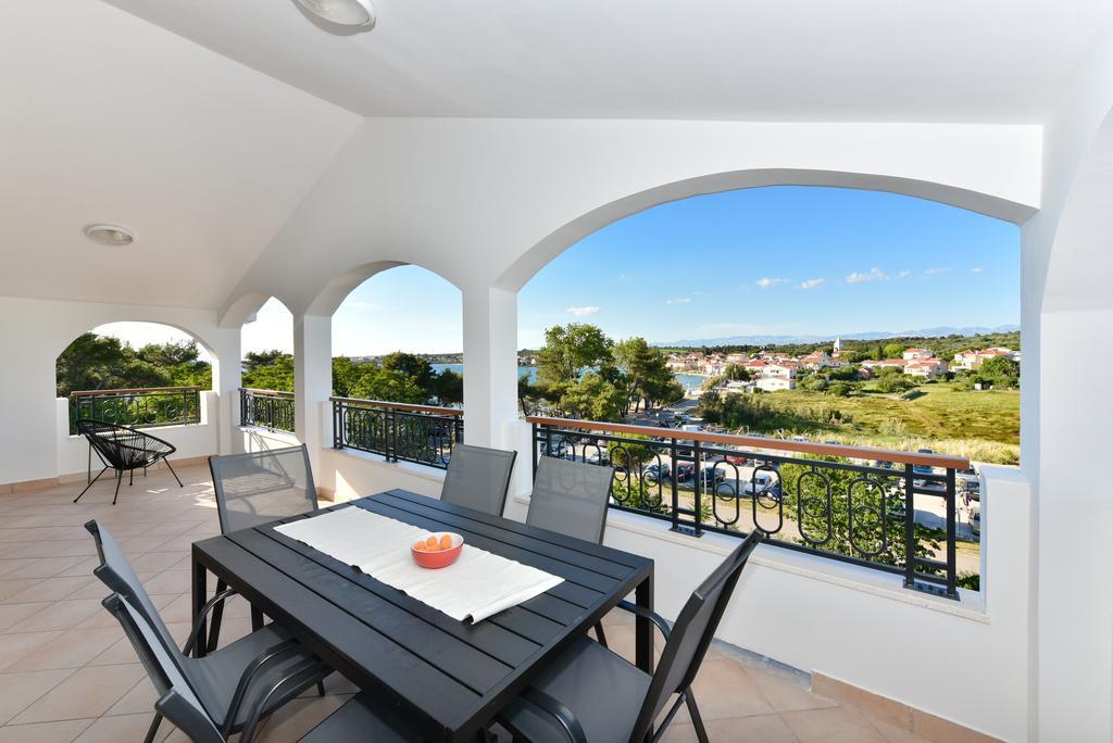 Mediterraneo Garden Apartments Petrcane Εξωτερικό φωτογραφία