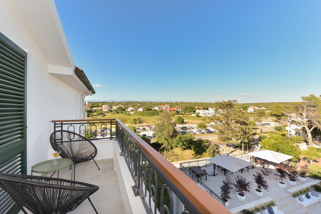 Mediterraneo Garden Apartments Petrcane Εξωτερικό φωτογραφία