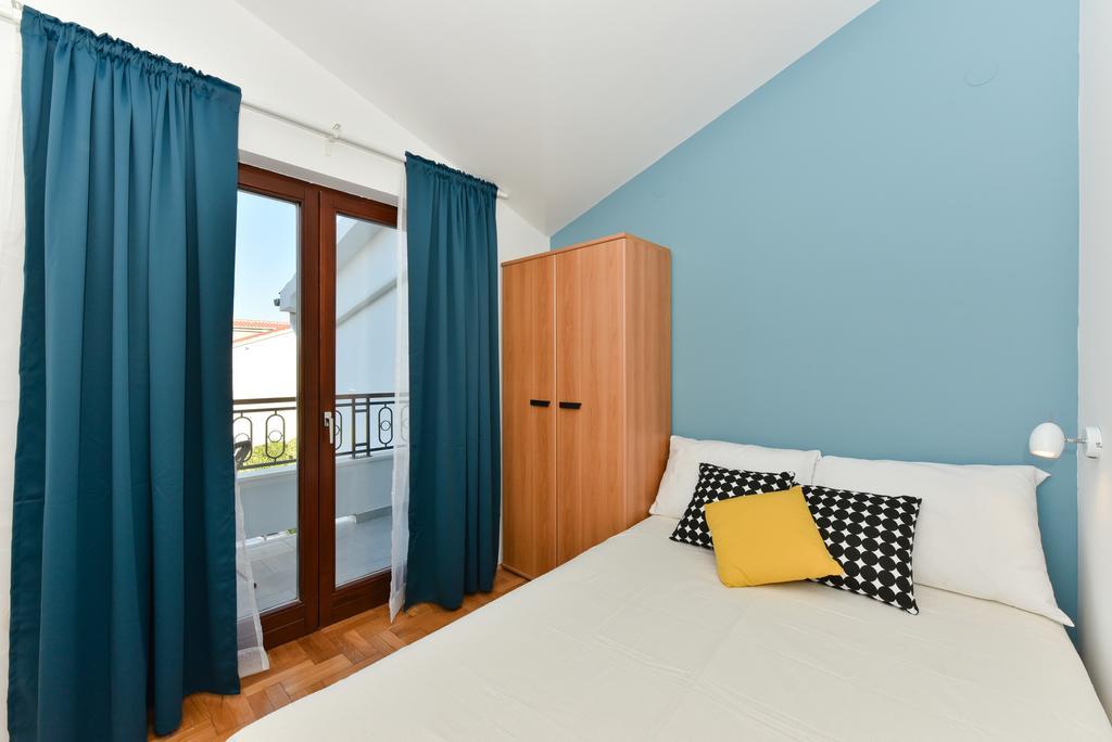 Mediterraneo Garden Apartments Petrcane Εξωτερικό φωτογραφία