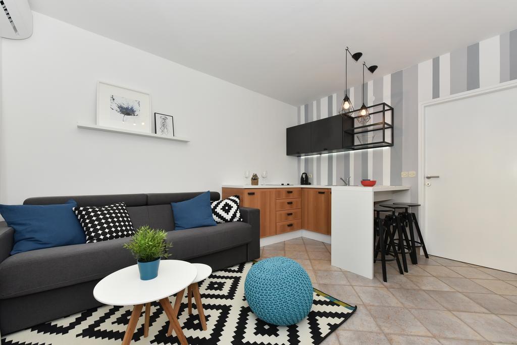 Mediterraneo Garden Apartments Petrcane Εξωτερικό φωτογραφία