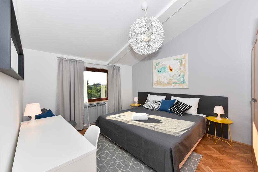 Mediterraneo Garden Apartments Petrcane Εξωτερικό φωτογραφία